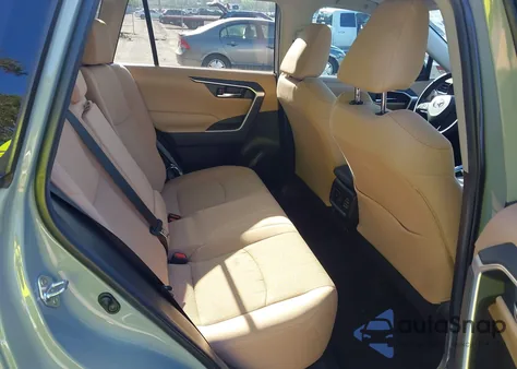 2020 Toyota Rav4 Xle из США, поврежденный, VIN 2T3W1RFV1LW068855